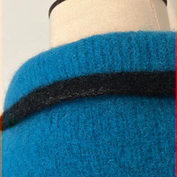 Stapf turquoise wool sweater metal buttons made in Austria, as is - Picture 10 of 16